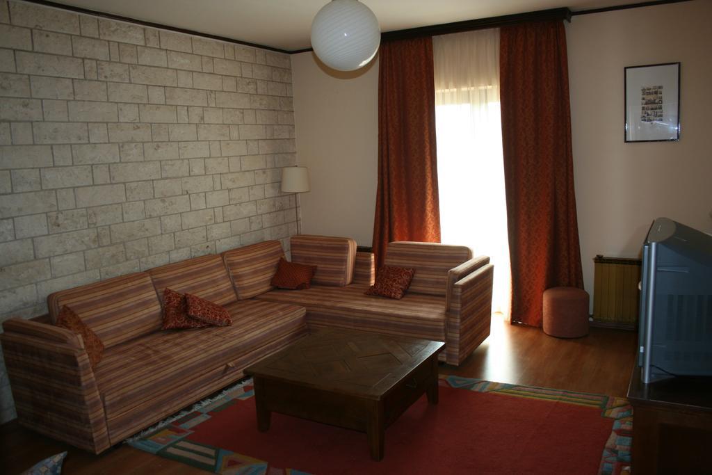 Sossa Apartments Ουμάγκ Δωμάτιο φωτογραφία